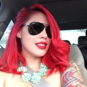 Meet your Posher, Michele